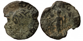Zenobia, 268-272. Antoninianus (bronze,2.28 g, 19 mm), Antioch. [S ZE]NOBI[A AVG], draped bust right, wearing stephane, set on crescent. Rev. [IVNO RE...