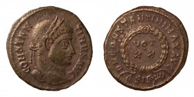 Constantine II, Caesar, 316-337. Follis (Bronze, 2.93 g, 19 mm), Siscia, 321-324. CONSTANTINVS IVN NOB C Laureate head of Constantine II to right. Rev...