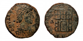 Valentinian II. 375-392. Nummus (bronze, 1.33, 11.50 mm). Thessalonica. Struck 383/88. D N VALENTINIANVS P F AVG, pearl-diademed, draped and cuirassed...