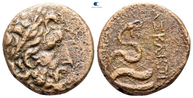Mysia. Pergamon circa 133-27 BC. 
Bronze Æ

19 mm, 6,00 g



nearly very ...