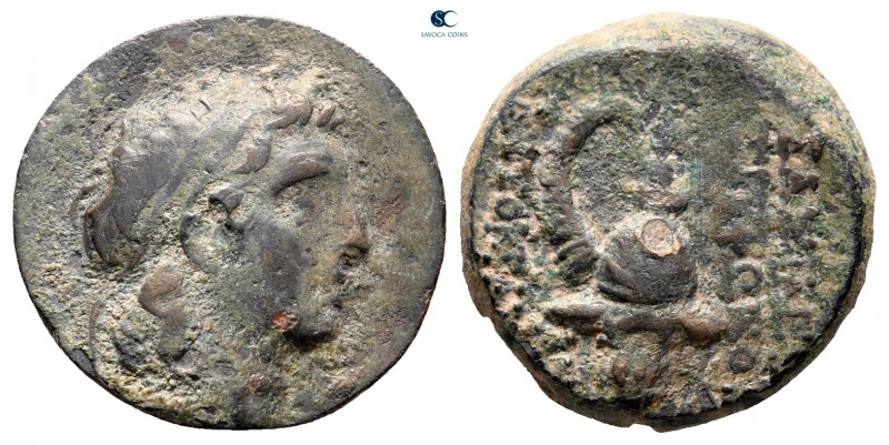 Seleukid Kingdom. Antioch. Tryphon 142-138 BC. 
Bronze Æ

17 mm, 6,00 g


...