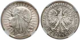 Głowa Kobiety 5 złotych 1933 - piękne Egzemplarz doceniony bardzo wysoką notą przez NGC. Na 450 monet ocenionych przez NGC tylko 8 sztuk otrzymało oce...