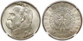 Piłsudski 10 złotych 1937 - PIĘKNY Piękny, okazowy egzemplarz.&nbsp; Naturalna, satynowa powierzchnia na całości i pełne lustro mennicze.&nbsp; Zaskak...