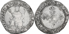 Napoli. Luigi XII di Francia (1501-1503). Carlino. D/ Il Re coronato, seduto di fronte su trono tra due protomi di leoni, con la mano sinistra tiene l...