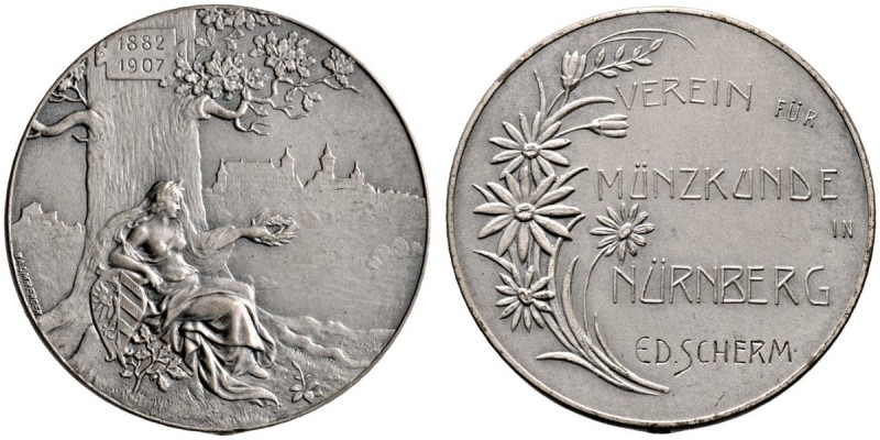 Nürnberg, Stadt. MARKEN und ZEICHEN. Mattierte Silbermedaille 1907 von C. Balmbe...