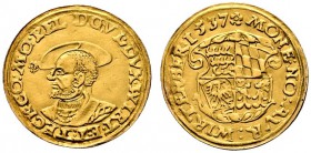 Württemberg. Herzog Ulrich, 2. Regierungsperiode 1534-1550. Dukat 1537. Bärtiges Brustbild mit großem Barett nach links / Quadrierter, seitlich eingeb...
