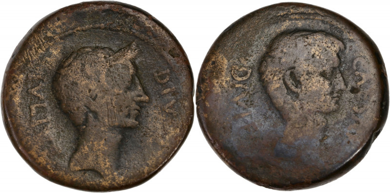 Octavian and Divus Julius Caesar (38BC) Ae - Dupondius - Uncertain mint
A/ CAESA...