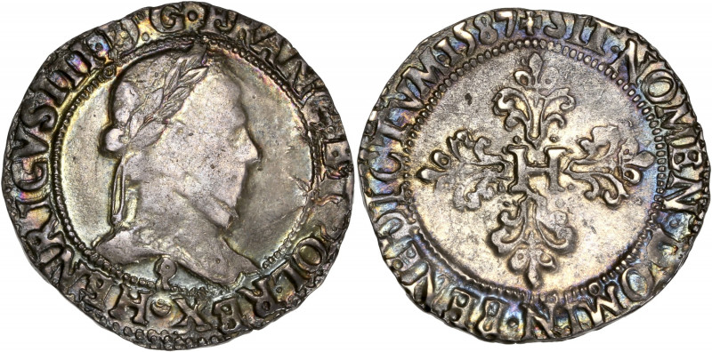 Henri III (1574-1589) - Ar - Demi-franc au col plat
1587 9 - Rennes
A/ HENRICVS ...