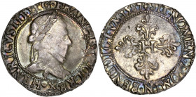 Henri III (1574-1589) - Ar - Demi-franc au col plat
1587 9 - Rennes
A/ HENRICVS III D G FRAN ET POL REX
R/ SIT NOMEN DOMIN BENEDICTVM 1587
6,95g - 29,...