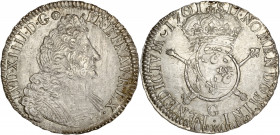 Louis XIV (1643-1715) - Ar - Demi-écu aux Insignes
1701 G - Poitiers
A/ LVD XIIII D G FR ET NAV REX
R/ SIT NOMEN DOMINI BENEDICTVM 1701 
13,56g - 34,6...