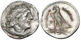 GRECIA ANTIGUA. EGIPTO. Ptolomeo I. Tetradracma (305-283 a.C.). R/ Águila a izq. sobre rayos, a izq. monograma. AR 13,4 g. COP-VIII 48 vte. BMC-VI, 21...