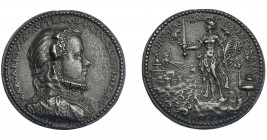 FELIPE II. Medalla de Margarita de Austria. 1567. Conmemora su partida a los Países Bajos. Grabador Giuliano Giannini. R/ A DOMINO FACTUM EST ISTUD. P...