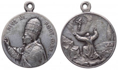 Francia, medaglietta devozionale a nome di Pio XI (1922-1939) per il settimo centenario di San Francesco d'Assisi; 1926 ? Ae argentato - gr. 7,13 - Ø ...