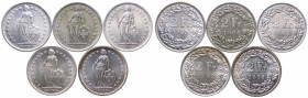 Svizzera - Confederazione Elvetica (dal 1850) Lotto da 5 esemplari: 2 Franchi 1960 - Ag; 2 Franchi 1961 - Ag; 2 Franchi 1963 - Ag; 2 Franchi 1964 - Ag...
