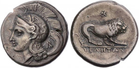 LUKANIEN VELIA / HYELE
 AR-Didrachme/Nomos (subärat) um 280 v. Chr. Vs.: Kopf der Athena mit Greifenhelm n. l., auf dem Nackenschutz Phi, dahinter Mo...