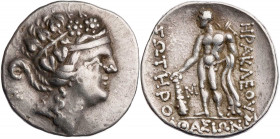 THRAKIEN THASOS
 AR-Tetradrachme 148-90/80 v. Chr. Vs.: Kopf des Dionysos mit Efeukranz n. r., Rs.: Herakles steht mit Löwenfell und Keule v. v., Kop...