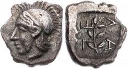 AIOLIS ELAIA
 AR-Hemiobol 450-400 v. Chr. Vs.: Kopf der Athena mit attischem Helm n. l., Rs.: Ethnikon um Lorbeerzweig(!), alles in quadratum incusum...