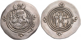 SASANIDEN
Chusro II., 590-628 n. Chr. AR-Drachme Jahr 23 DA Vs.: Büste in Ornat mit Krone n. r., Rs.: Feueraltar zwischen zwei Wächtern Göbl Typ II/3...