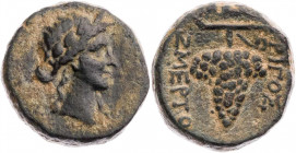 PHRYGIEN EUMENEIA (als FULVIA)
 AE-Dichalkon 41-40 v. Chr., unter Zmertorix Vs.: Kopf des Apollon(?) mit Lorbeerkranz n. r., Rs.: Traube an Zweig Lin...