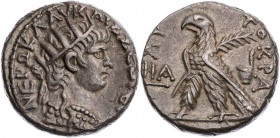 ÄGYPTEN ALEXANDRIA
Nero, 54-68 n. Chr. BI-Tetradrachme 64/65 n. Chr. (= Jahr 11) Vs.: Büste mit Ägis und Strahlenkrone n. r., Rs.: Adler steht mit Pa...