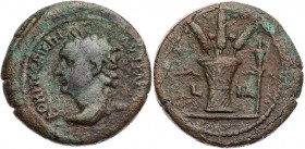 ÄGYPTEN ALEXANDRIA
Domitianus, 81-96 n. Chr. AE-Obol 91/92 n. Chr. (= Jahr 11) Vs.: Büste mit Lorbeerkranz n. l., Rs.: Kalathos mit Ähren und Mohn zw...