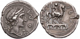 RÖMISCHE REPUBLIK
Mn. Aemilius Lepidus, 114/113 v. Chr. AR-Denar Rom Vs.: ROMA (MA ligiert), Kopf der Roma mit Diadem und Lorbeerkranz n. r., dahinte...