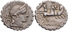 RÖMISCHE REPUBLIK
C. Naevius Balbus, 79 v. Chr. AR-Denar (Serratus) Rom Vs.: Kopf der Venus mit Diadem n. r., dahinter S·C, Rs.: C·NAE·BALB (z. T. li...