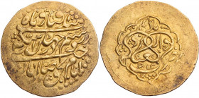ZANDIDEN IN PERSIEN
Sadiq Khan, 1779-1781 (1193-1196 AH). AV-1/4 Mohur 1780 (1194 AH) Yazd Album 2810 (scarce). 2.64 g. Gold ss+