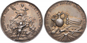 AUGSBURG STADT
 Silbermedaille o. J. (1687-1695) v. P. H. Müller Schulprämie (?), Vs.: Apollo lagert mit Lyra und Kranz auf Fels, den ein Knabe versu...