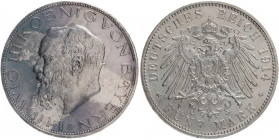 REICHSSILBERMÜNZEN BAYERN
Ludwig III., 1913-1918. 5 Mark 1914 D J. 53. kl. Randfehler, Vs. unregelmäßige Patina, vz