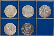 DDR
 Lot 20 Mark Gedenkmünzen in Silber und CuNi J. 1525, 1537, 1538, 1547, 1549. 5 Stück vz, vz-St