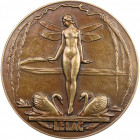 KUNSTMEDAILLEN JUGENDSTIL / ART DECO
Delannoy, Maurice, 1885-1972. Einseitige Bronzemedaille o. J. (1942) bei Monnaie de Paris Le Lac. Nackte Seenymp...