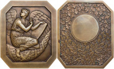 KUNSTMEDAILLEN JUGENDSTIL / ART DECO
Fraisse, Édouard, 1880-1945. Bronzeplakette o. J. bei Arthus Bertrand, Paris Prämie, Vs.: Klio kniet auf Girland...