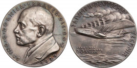 Goetz, Karl, 1875-1950. Silbermedaille 1929 Auf Claude Dornier, den Erbauer des Luftschiffes "DO X", sowie den Start des Luftschiffes mit 169 Mann, Vs...