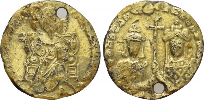 CONSTANTINE VII PORPHYROGENITUS with ZOE (913-959). Fourrèe Solidus. Constantino...