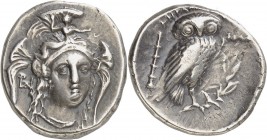 GRÈCE ANTIQUE
Lucanie, Héraclée (430-400 av. J.C.). Drachme argent.
Av. Tête d’Athéna de face discrètement tournée à droite, portant le casque athén...
