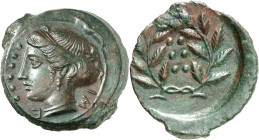 GRÈCE ANTIQUE
Sicile, Himère (420-408 av. J.C.). Hémilitron Æ.
Av. IM Tête de la nymphe Himère à gauche, les cheveux retenus par un sphendone, six g...