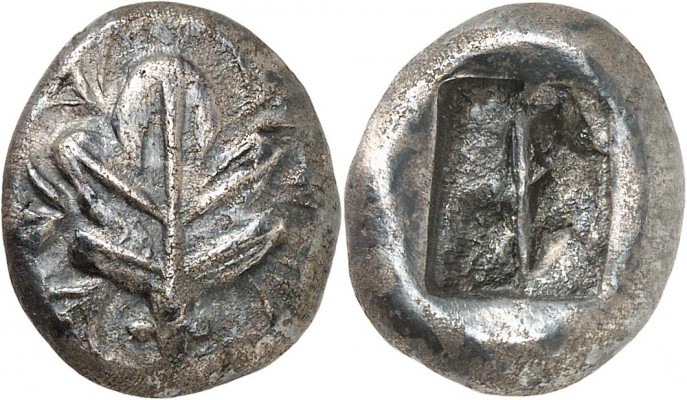 GRÈCE ANTIQUE
Camiros (500-480 av. J.C.). Drachme argent.
Av. Feuille de figui...