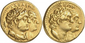 GRÈCE ANTIQUE
Royaume lagide, Ptolémée II (285-246 av. J.C.). Tétradrachme en or. Alexandrie, frappé ca. 265-246 av. J.C.
Av. ADLFWN Bustes accolés ...