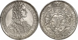 AUTRICHE
Saint Empire, Olmütz, Evêché, Charles III de Lorraine (1695-1711). Thaler 1707.
Av. Buste à droite. Rv. Ecu couronné tenu par deux aigles. ...