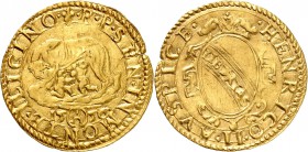 FRANCE
Henri II (1547-1559). Ecu d’or 1556, Montalcino.
Av. La louve allaitant Romulus et Remus. Rv. Ecu ovale. Dup 1013 Fr. 797. 
PCGS MS 62. Une ...
