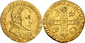 FRANCE
François II (1559-1560). Double Henri d’or 3ème type au nom d’Henri II 1559, Rouen.
Av. Buste cuirassé et lauré à droite. Rv. Croix formée de...