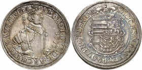 FRANCE FÉODALE
Alsace, Ensisheim, Léopold V (1625-1632). Thaler 1629.
Av. Buste habillé à droite. Rv. Ecu couronné. Dav. 3353. 28,23 grs. 
Belle pa...