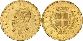 ITALIE
Victor Emmanuel II (1861-1878). 50 lire or 1864, Turin.
Av. Tête nue à gauche. Rv. Ecu couronné. Mont. 129, Fr.10. 16,12 grs. 
PCGS AU 53. M...