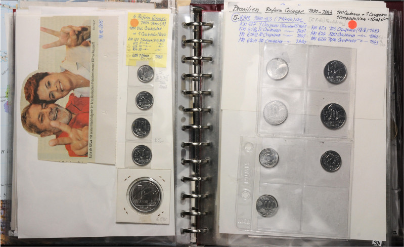 Lot
USA. ca. 140 Stück (inkl. 4x Ag), diverse Münzen Süd Amerika ( z.B. Ecuador,...