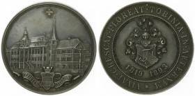 Zofingen
Schweiz, Aargau. Silbermedaille, 1893. auf die 75-Jahrfeier der Studentenverbindung Zofingia, Dm 36,5mm.
18,20g
vz/stgl