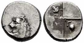 Kardia. Chersonesos. Hemidrachm. 357-320 BC. (Bmc-18). (Weber-2424). (McClean-4088). Anv.: Forepart of lion to right, head reverted. Rev.: Quadriparti...