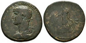 Hadrian. Sestertius. 212-123 AD. Rome. (Ric-II 3 669 var. Bust). (Bmcre-1253 var. bust). Anv.: IMP CAESAR TRAIAN HADRIANVS AV(G), laureate, draped and...