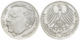 Germany. 5 mark. 1975. Hambourg. J. (Km-141). Ag. 11,21 g. Almost MS/Mint state. Est...30,00. 

Spanish Description: Alemania. 5 mark. 1975. Hamburg...