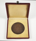 Germany. Medal. 1875-1950. Hambourg. Ae. 75th Anniversary of the mint. 80 mm. In original box. AU. Est...50,00. 

Spanish Description: Alemania. Med...